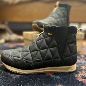 Tech ReEmber Slip On Quilted Boot